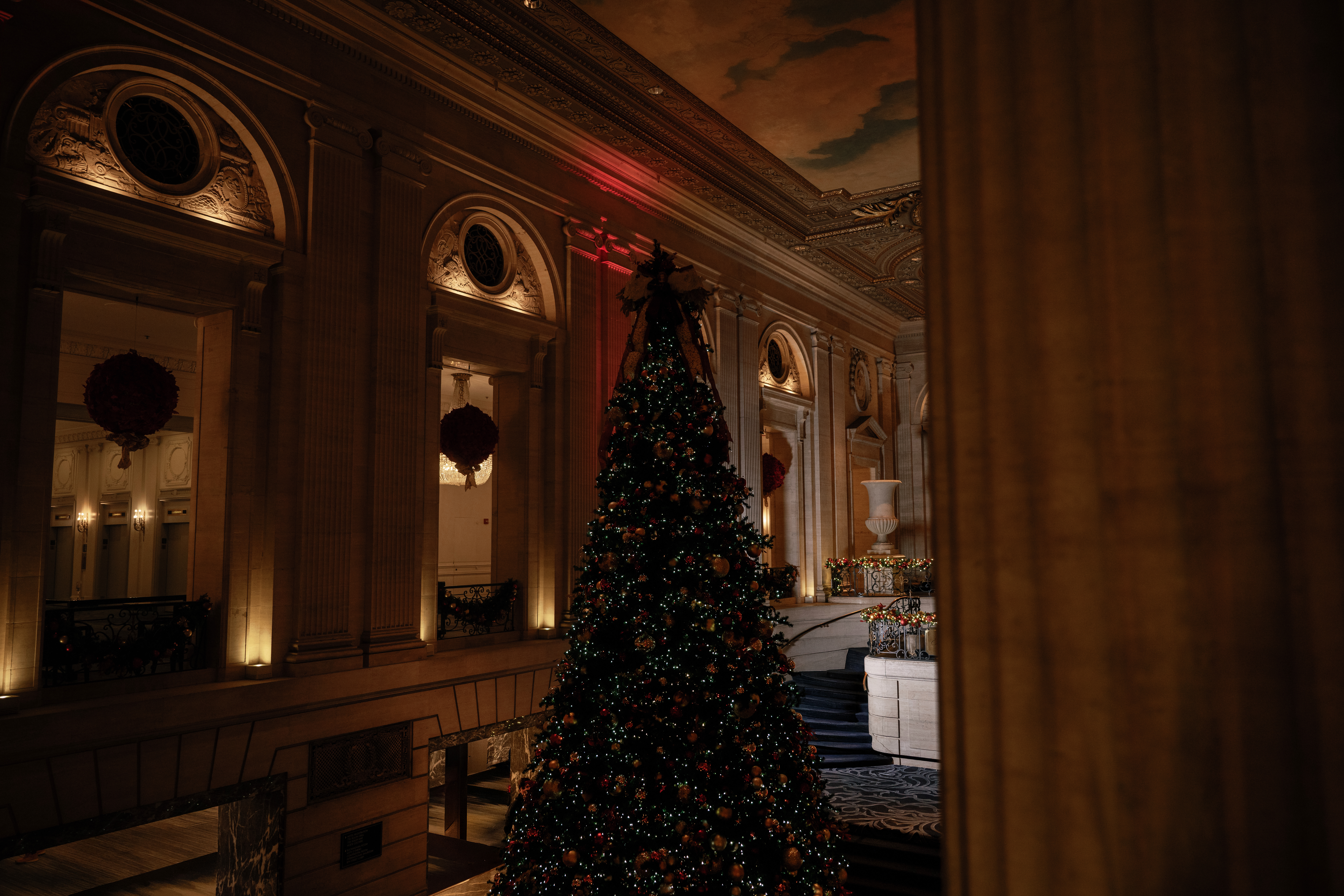 for holiday happenings at Hilton Chicago 